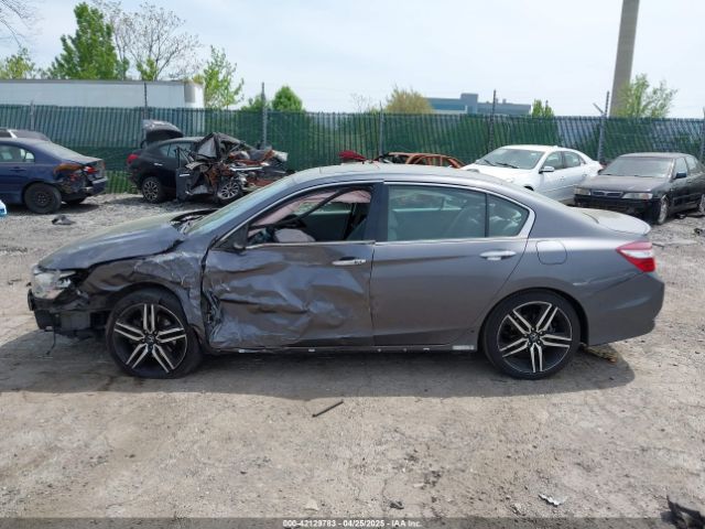 1HGCR3F96HA014325 Honda Accord Touring V6