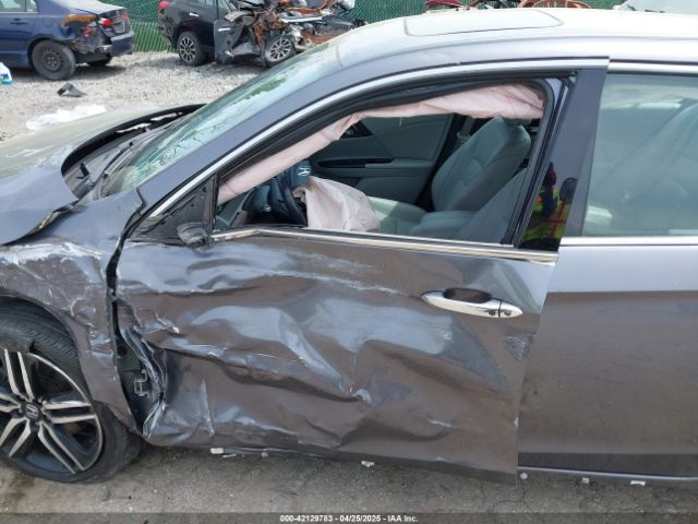 1HGCR3F96HA014325 Honda Accord Touring V6
