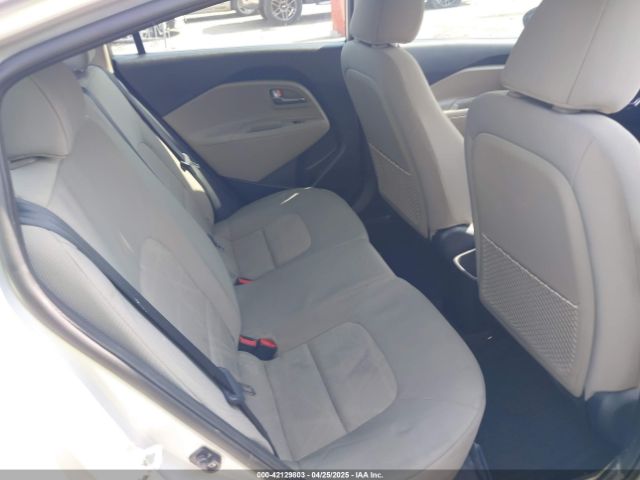 KNADM4A32H6098735 KIA RIO LX