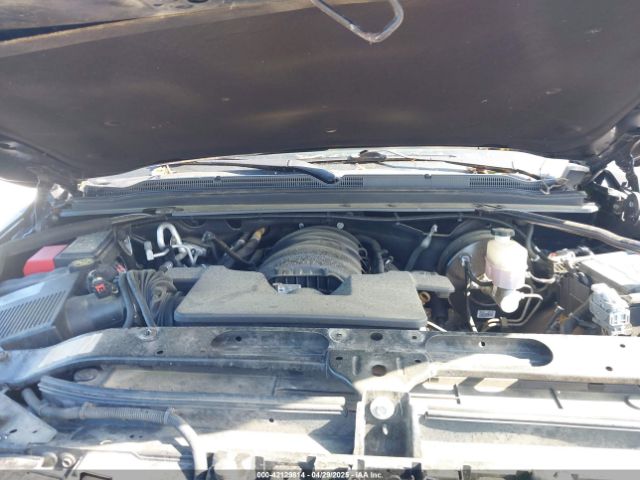 1GNSKGKC2KR353977 Chevrolet Suburban Ls
