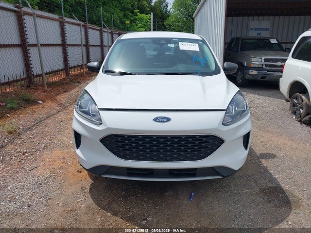 1FMCU0G6XNUB66534 Ford ESCAPE SE