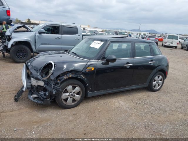 WMWXS5C58FT831568 Mini Hardtop Cooper