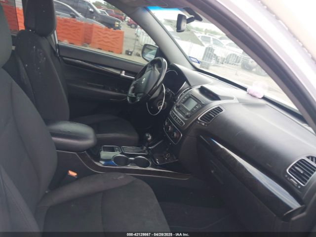 5XYKT4A60EG511963 KIA SORENTO LX