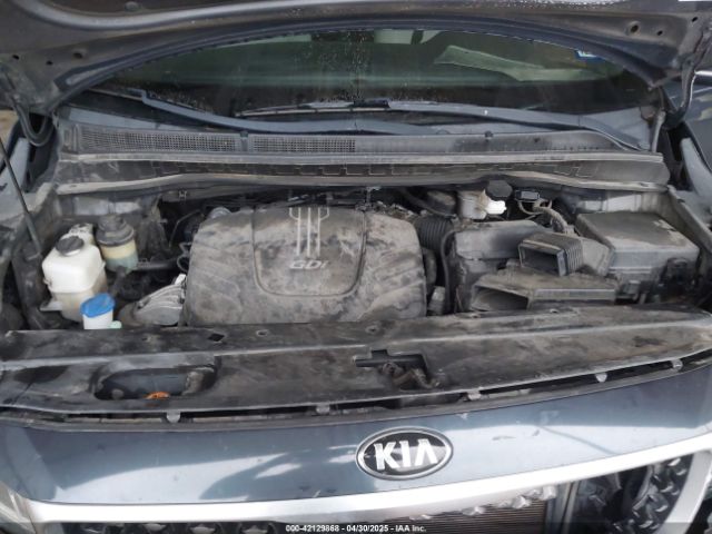 KNDMB5C19F6033663 KIA SEDONA LX