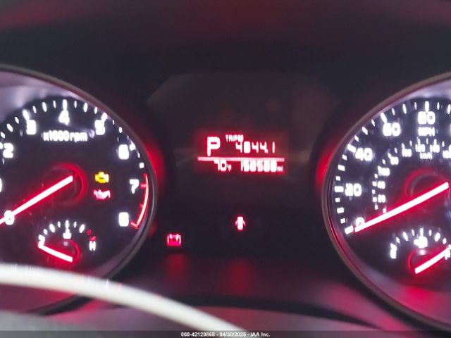 KNDMB5C19F6033663 KIA SEDONA LX