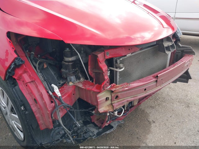 3HGGK5H52FM762596 Honda FIT LX