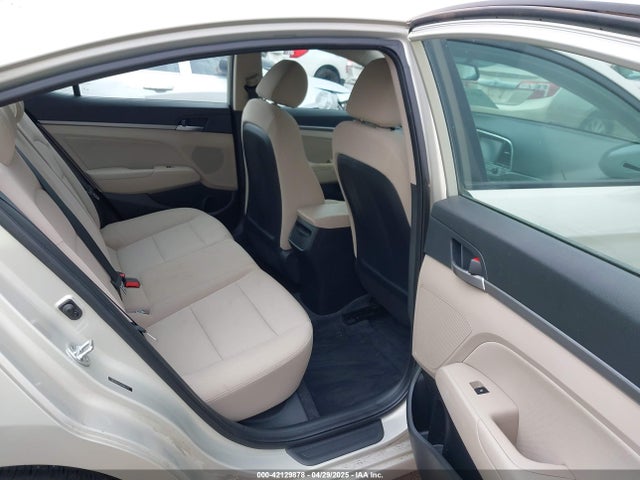 Hyundai mpi nu 2018 5NPD84LF8JH361479 Image 8