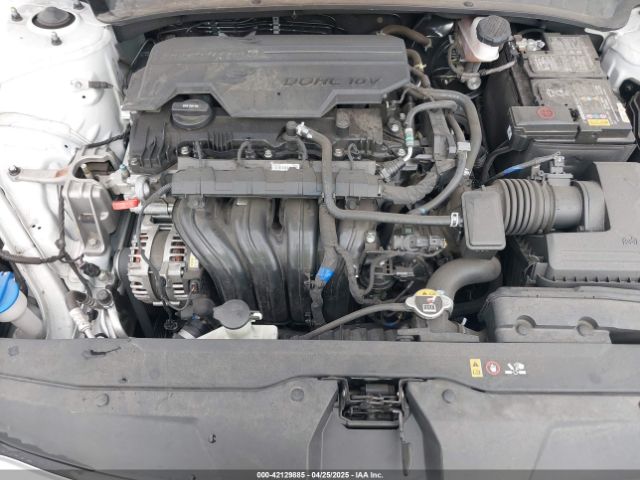 5NPLL4AG0NH058532 Hyundai ELANTRA SE
