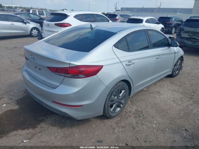 5NPD84LF6HH111118 Hyundai ELANTRA SE