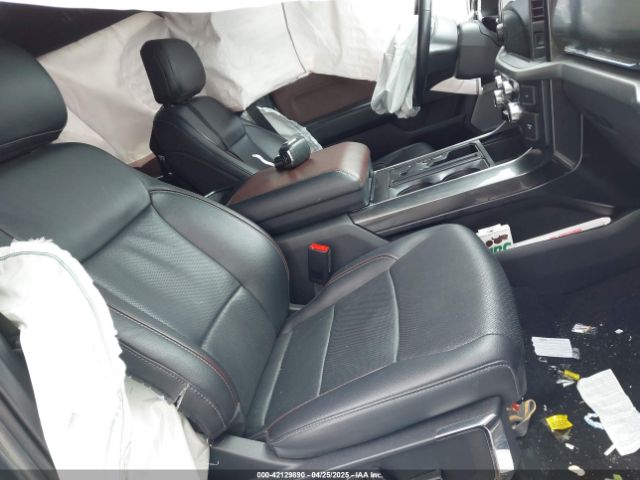 1FTFW1ED2NFA25285 Ford F-150 Lariat