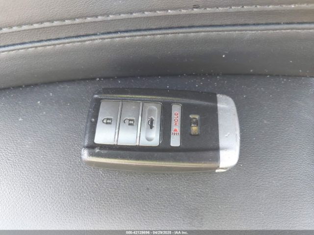 2018 ACURA TLX 19UUB2F39JA006756 Photo 10