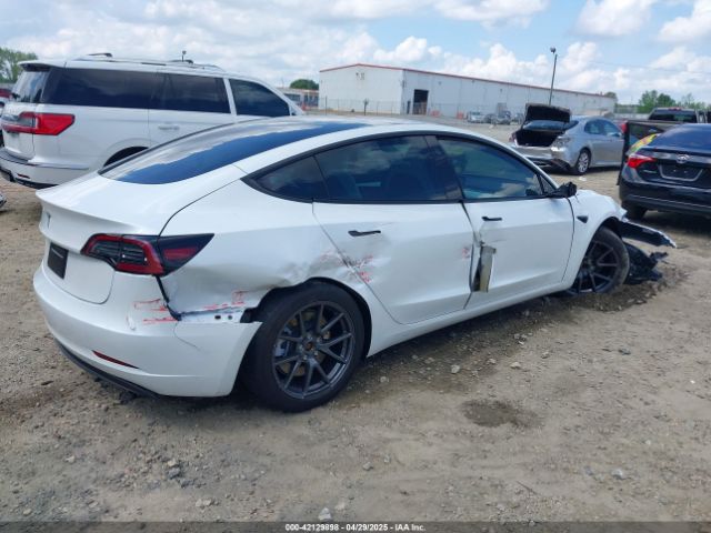 2023 TESLA MODEL 3 5YJ3E1EA8PF690033 Photo 3