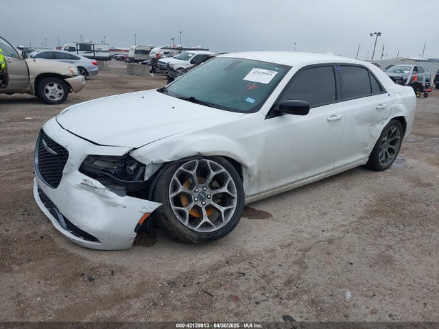 2C3CCAAG5JH320468 Chrysler 300 Touring