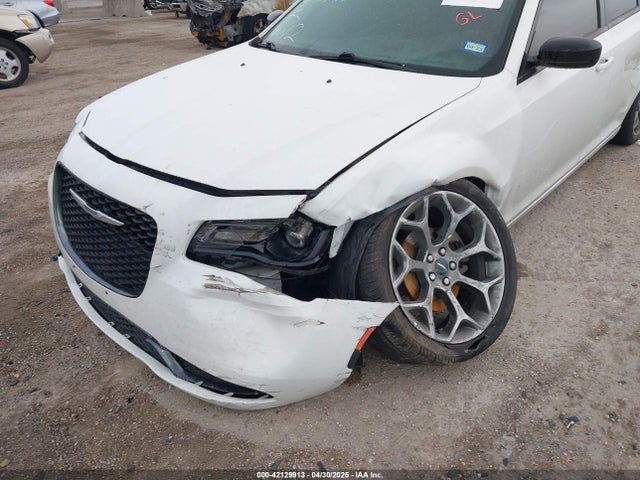 2C3CCAAG5JH320468 Chrysler 300 Touring