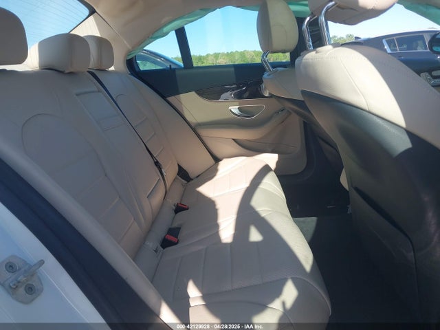 55SWF4KB9GU110165 Mercedes-Benz C 300 4matic/luxury 4matic/sport 4matic