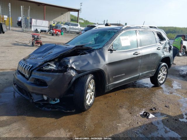 1C4PJMCB1EW208389 Jeep Cherokee Latitude