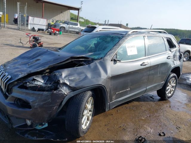 1C4PJMCB1EW208389 Jeep Cherokee Latitude