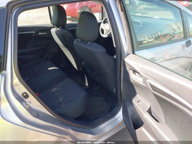 3HGGK5H44KM750452 Honda FIT LX