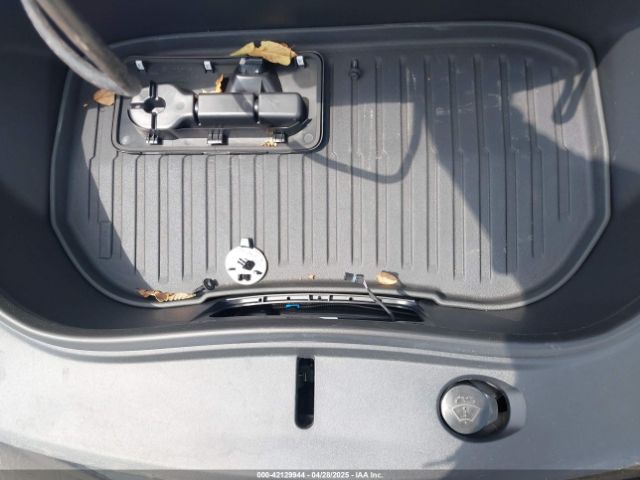 5YJ3E1EAXRF864719 Tesla Model 3 Long Range Dual Motor All-wheel Drive/rear-wheel Drive