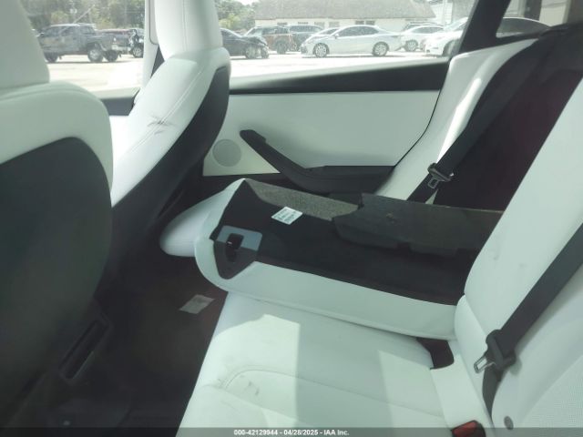 5YJ3E1EAXRF864719 Tesla Model 3 Long Range Dual Motor All-wheel Drive/rear-wheel Drive