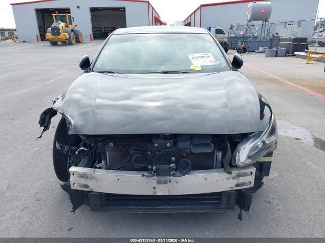 1N4BL4BV6LN305158 Nissan 2020