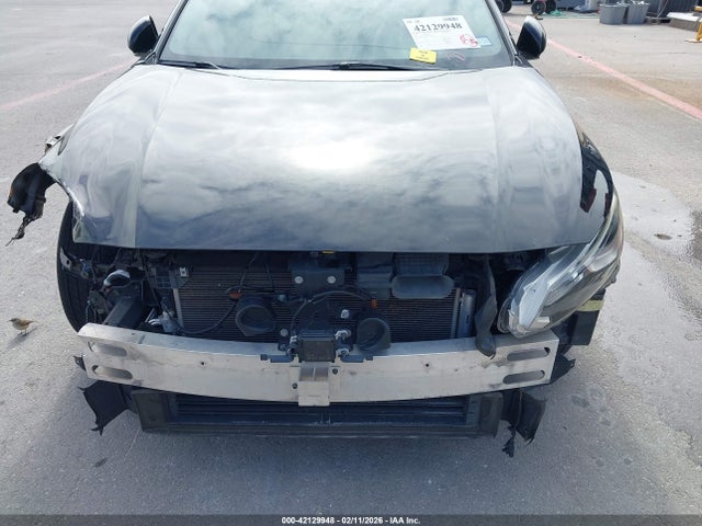 1N4BL4BV6LN305158 Nissan 2020