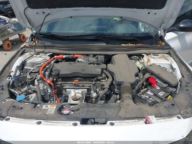 1HGCV3F29NA030562 Honda Accord Hybrid Sport