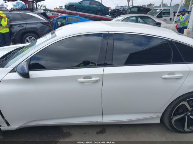 1HGCV3F29NA030562 Honda Accord Hybrid Sport