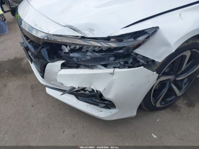 1HGCV3F29NA030562 Honda Accord Hybrid Sport