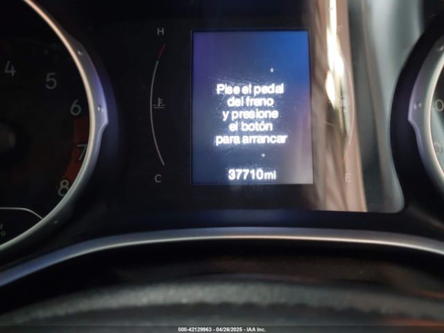 3C4NJCBB6JT488992 Jeep Compass Latitude Fwd