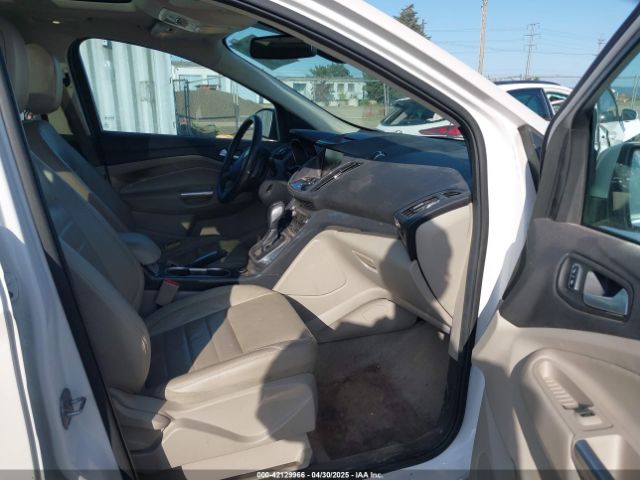 1FMCU9J97EUB80995 Ford Escape Titanium