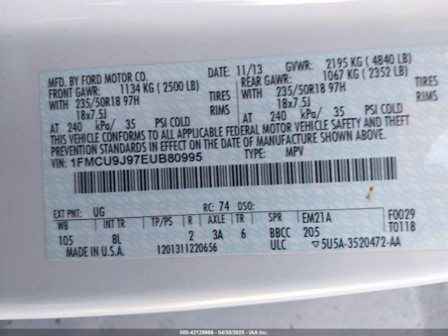 1FMCU9J97EUB80995 Ford Escape Titanium