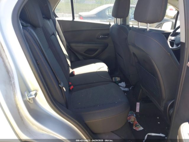 3GNCJKSB1JL420107 Chevrolet TRAX LS