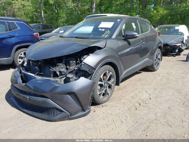 NMTKHMBX9LR111472 Toyota C-HR XLE