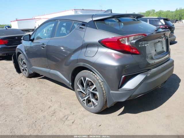 NMTKHMBX9LR111472 Toyota C-HR XLE