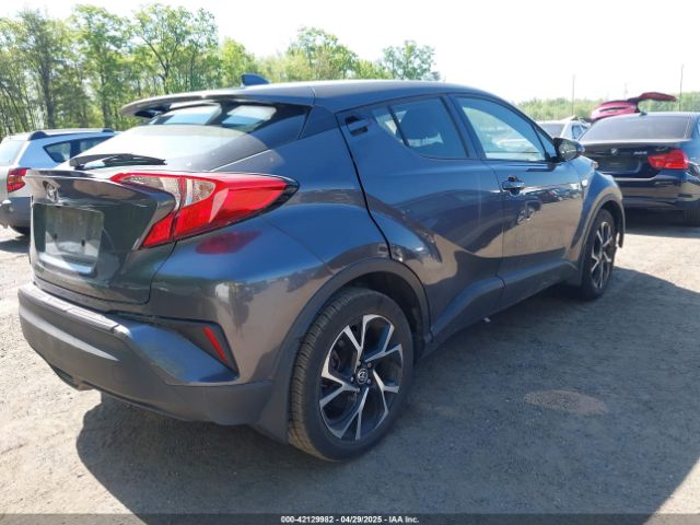 NMTKHMBX9LR111472 Toyota C-HR XLE