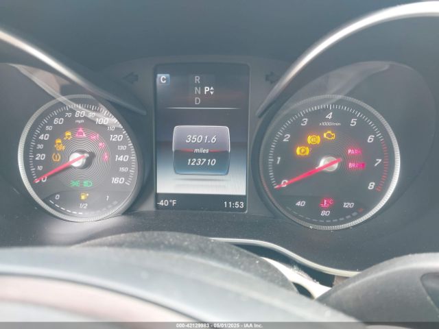 55SWF4JB3HU208465 Mercedes-Benz C 300 Luxury/sport
