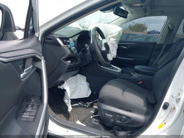 4T3RWRFV8RU130923 Toyota Rav4 Hybrid Xle