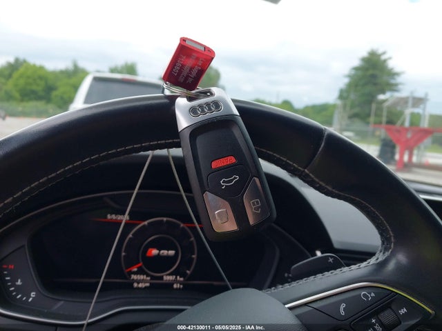 WA1C4AFY8K2012905 Audi 2019