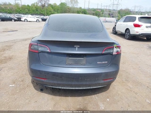Tesla Model 3 Performance Dual Motor All-wheel Drive 2023 5YJ3E1EC6PF383560 Image 17