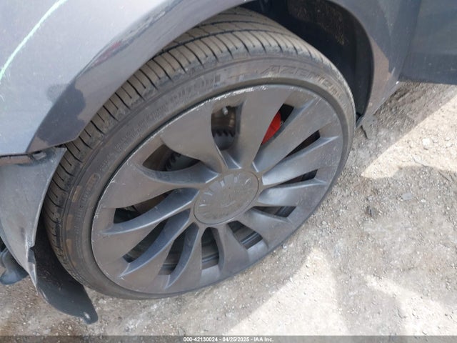 Tesla Model 3 Performance Dual Motor All-wheel Drive 2023 5YJ3E1EC6PF383560 Image 12