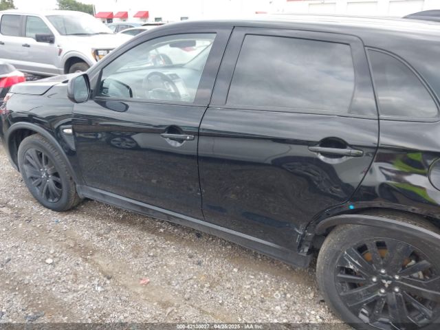 JA4APUAU5NU008873 Mitsubishi Outlander Sport 2.0 Le 2wd