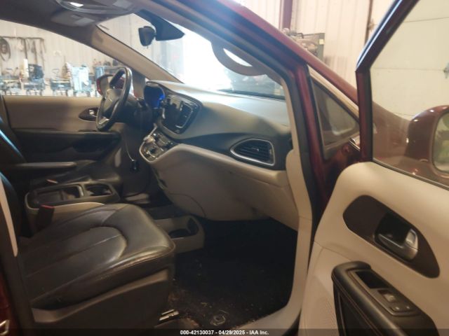 2C4RC1BG9HR670176 Chrysler Pacifica Touring-l