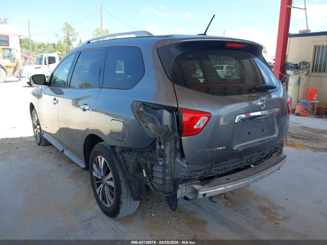 5N1DR2MM1HC658044 Nissan Pathfinder Sv