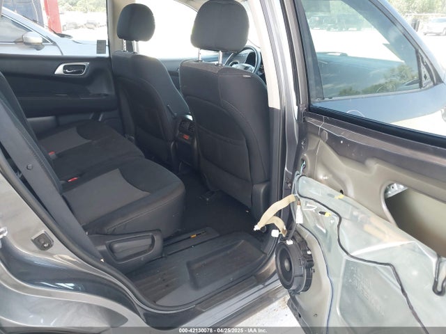 5N1DR2MM1HC658044 Nissan Pathfinder Sv