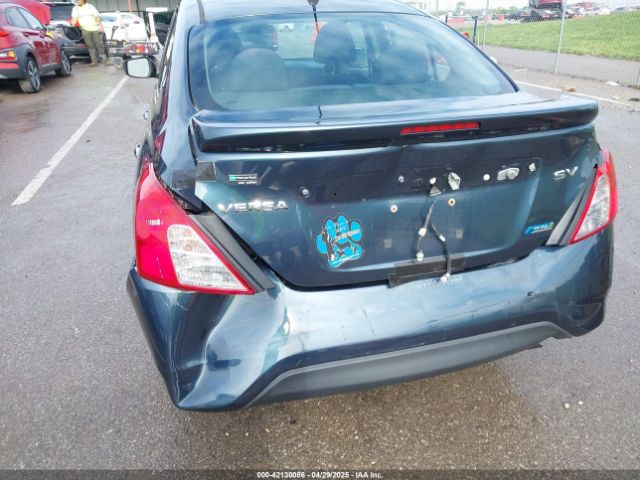 3N1CN7AP1GL802446 Nissan 2016