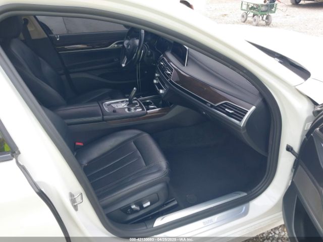 2019 BMW 740I WBA7E4C54KGV28548 Photo 4