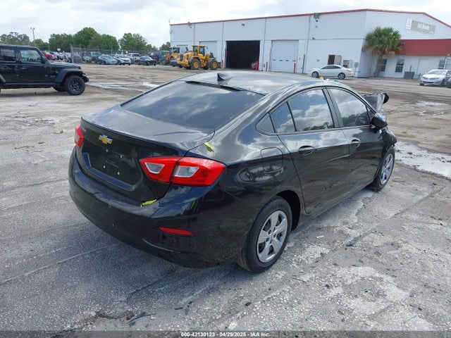 1G1BC5SM0J7119083 Chevrolet Cruze Ls Auto