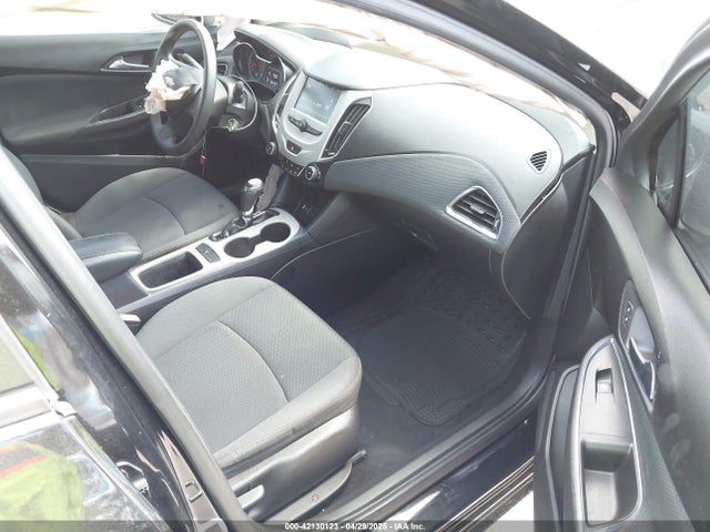 1G1BC5SM0J7119083 Chevrolet Cruze Ls Auto