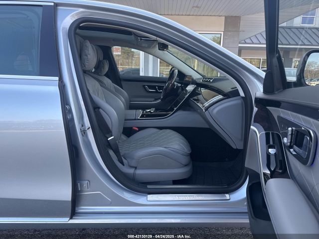 W1K6G7GB5NA078108 Mercedes-Benz S 580 4matic